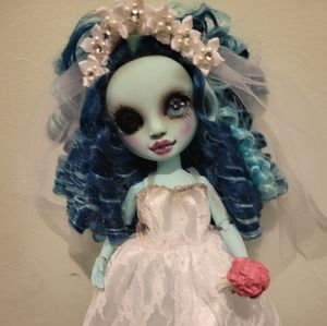 CORPSE BRIDE DOLL